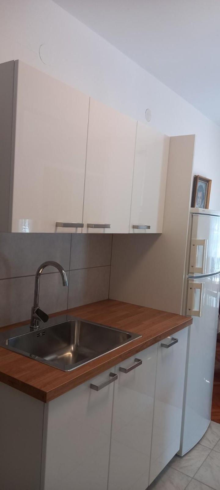 Apartment Tomislav Senj  Exteriör bild